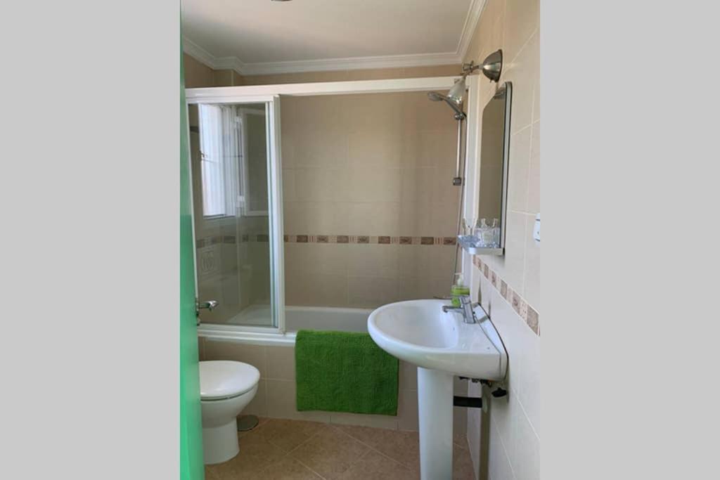 One Bedroom Penthouse Alora Εξωτερικό φωτογραφία